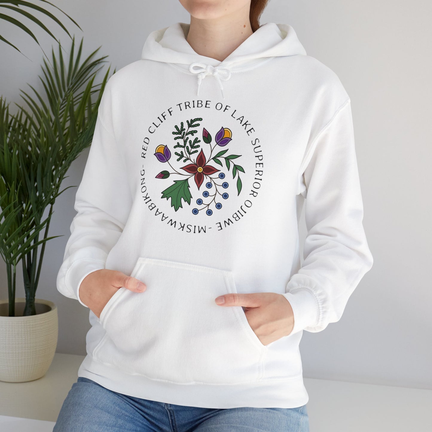 Red Cliff Tribe of Lake Superior Ojibwe Floral Design - Unisex Heavy Blend™ Hooded Sweatshirt