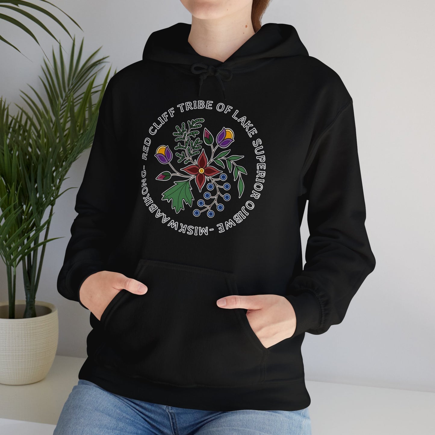 Red Cliff Tribe of Lake Superior Ojibwe Floral Design - Unisex Heavy Blend™ Hooded Sweatshirt