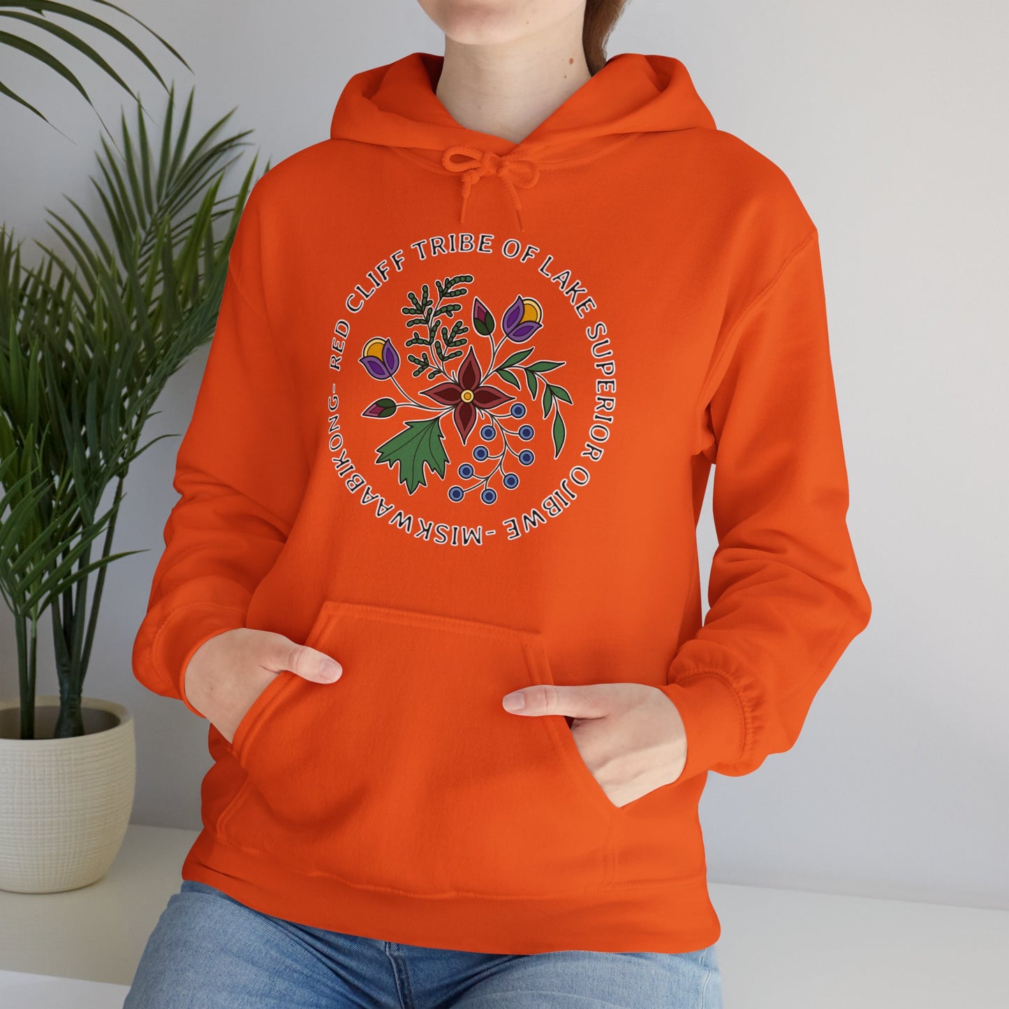 Red Cliff Tribe of Lake Superior Ojibwe Floral Design - Unisex Heavy Blend™ Hooded Sweatshirt